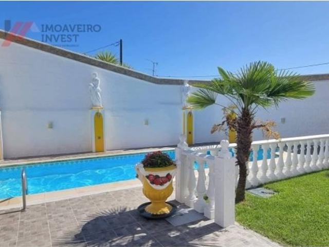 à venda Casa Exclusiva de 340 m2, Aveiro, Portugal