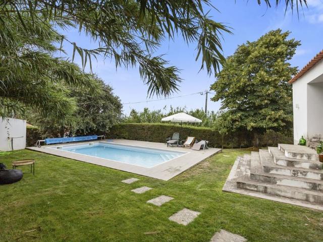 à venda Casa Exclusiva de 345 m2, Torres Vedras, Lisboa
