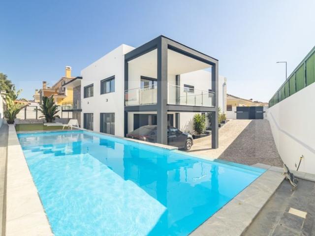 à venda Casa Exclusiva de 358 m2, Setúbal, Portugal