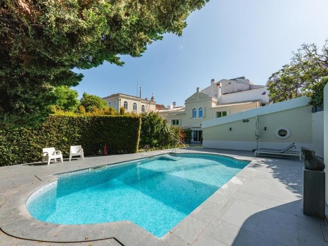 à venda Casa Exclusiva de 403 m2, Cascais, Lisboa