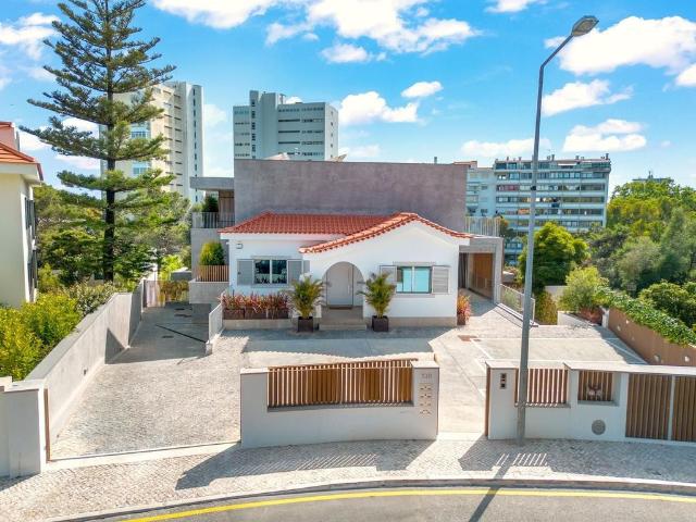 à venda Casa Exclusiva de 782 m2, Cascais, Portugal