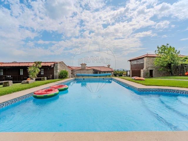 à venda Casa Exclusiva de 820 m2, Barcelos, Portugal