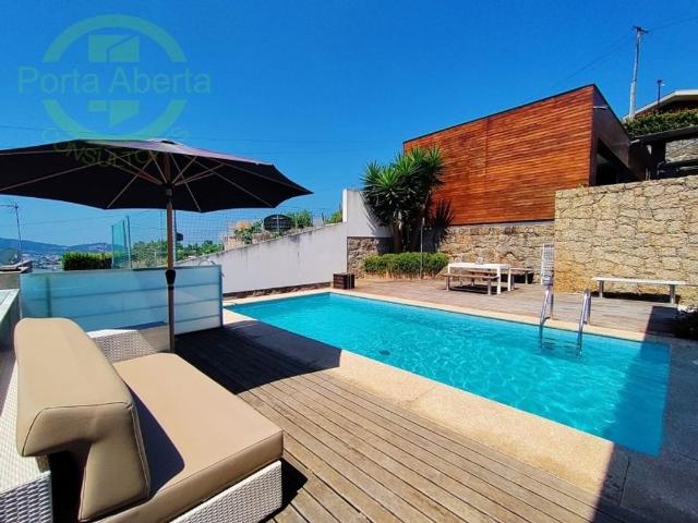 à venda Casa Exclusiva, Guimarães, Braga