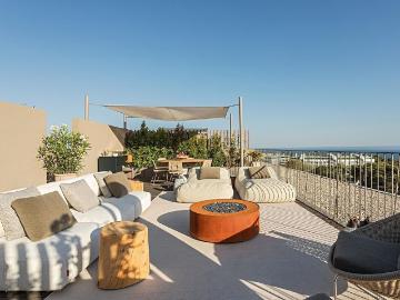 à venda Cobertura de alto padrão de 331 m2, Cascais, Lisboa