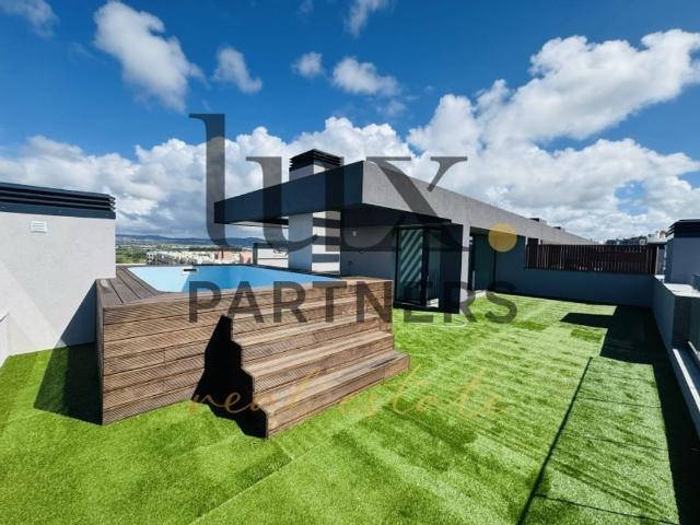 à venda Cobertura de alto padrão de 351 m2, Faro