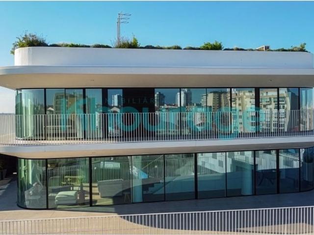 à venda Cobertura de luxo de 673 m2, Verderena, Barreiro, Setúbal