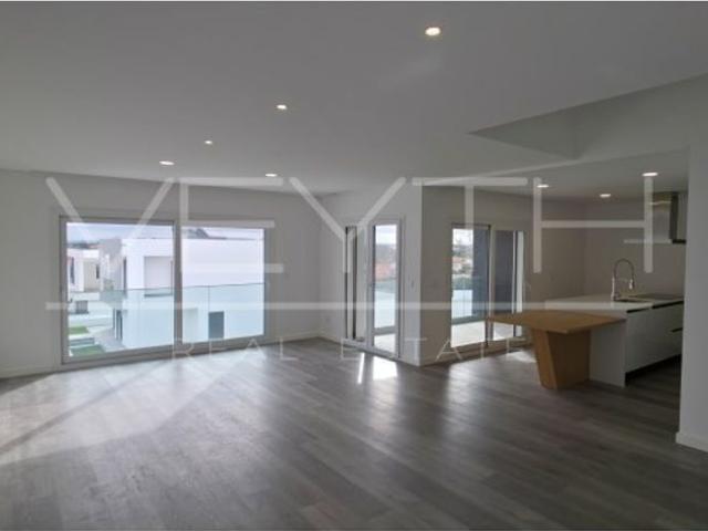 à venda Duplex de luxo, Rua Quinta Da Fabrica, Seixal, Setúbal