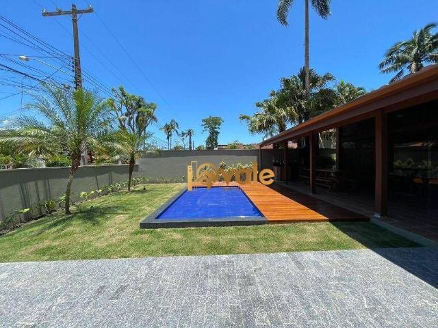 à venda Exclusiva mansão de 191 m2, Ubatuba, Brasil