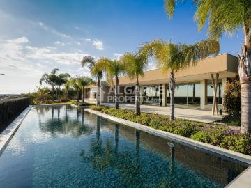 à venda Exclusiva mansão de 210 m2, Almancil, Faro