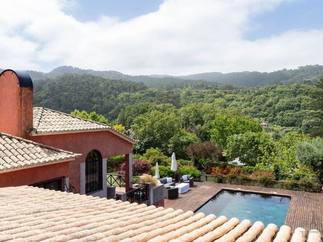 à venda Mansão de 345 m2, Colares, Portugal