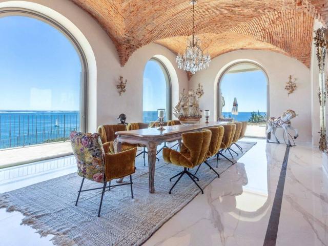 à venda Exclusiva mansão de 7 dormitórios, Lagos, Portugal