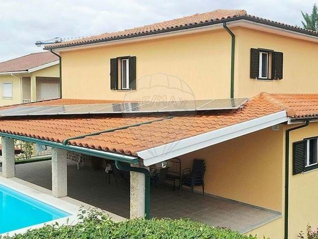 à venda Exclusiva mansão de 4 dormitórios, Bornes de Aguiar, Portugal
