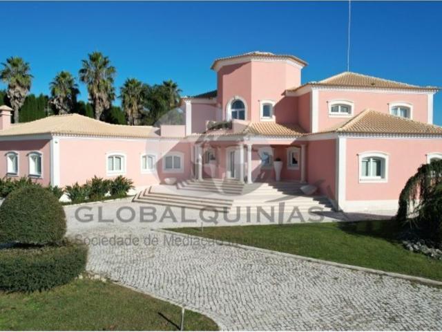 à venda Exclusiva mansão de 658 m2, Aveiro