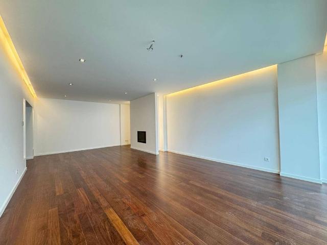 à venda Luxuoso apartamento, Braga, Portugal
