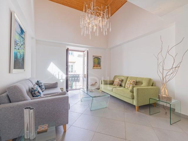 à venda Luxuoso apartamento de 109 m2, Centro, Tavira, Faro