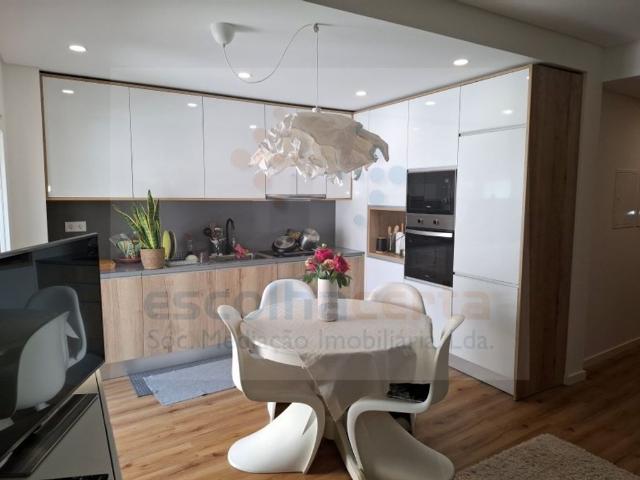 à venda Luxuoso apartamento de 100 m2, Setúbal, Portugal