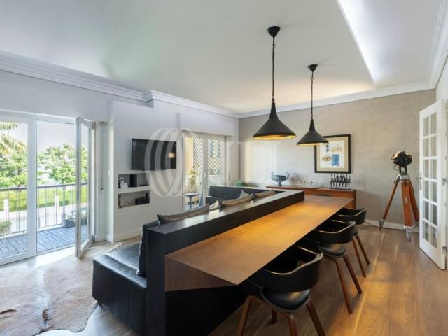 à venda Luxuoso apartamento de 114 m2, Centro Cascais, Cascais, Lisboa