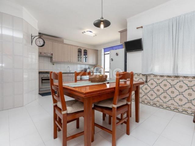 à venda Luxuoso apartamento de 115 m2, Coimbra