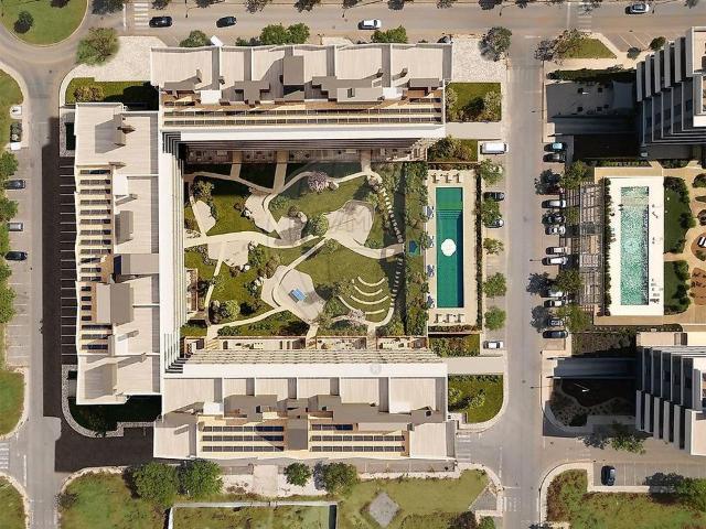 à venda Luxuoso apartamento de 117 m2, Faro Sé e São Pedro, Portugal
