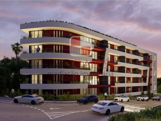 à venda Apartamento de alto padrão de 118 m2, Estrada do Garajau, Santa Cruz, Madeira