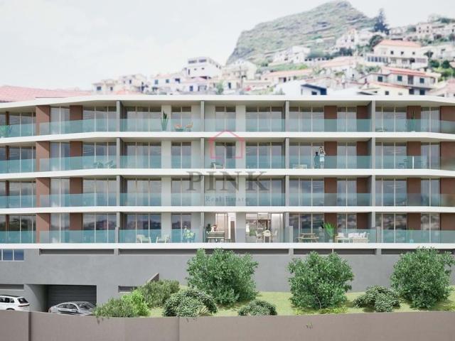 à venda Luxuoso apartamento de 110 m2, Câmara de Lobos, Madeira