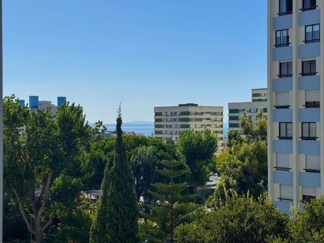 à venda Luxuoso apartamento de 113 m2, Oeiras, Lisboa