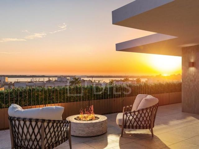 à venda Luxuoso apartamento de 113 m2, Santa Luzia, Tavira, Faro