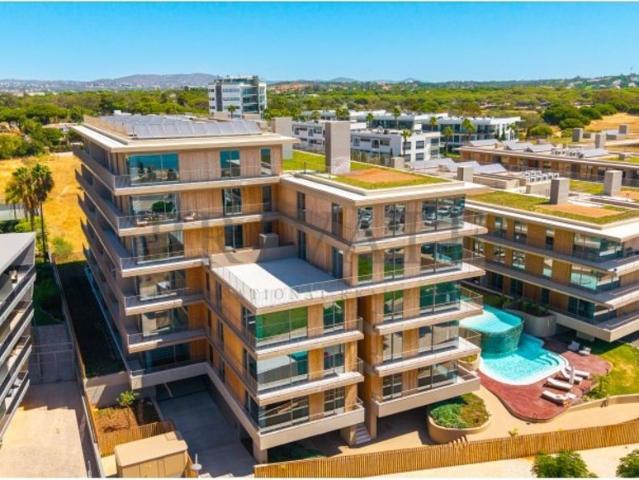 à venda Luxuoso apartamento de 129 m2, Loulé, Faro
