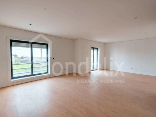 à venda Luxuoso apartamento de 120 m2, Loures, Lisboa