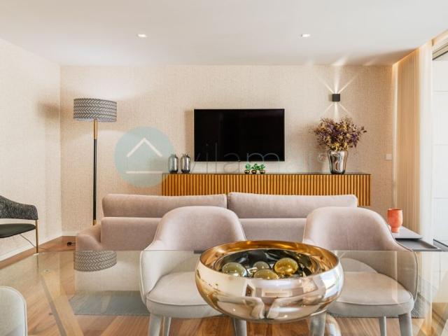 à venda Luxuoso apartamento de 135 m2, Maia, Porto