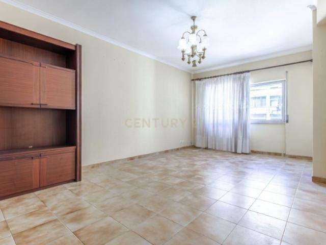 à venda Luxuoso apartamento de 135 m2, Amadora, Lisboa
