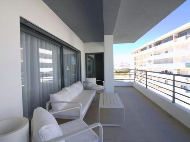 à venda Luxuoso apartamento de 137 m2, Olhão, Faro