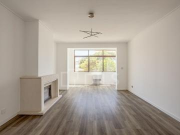 à venda Luxuoso apartamento de 132 m2, Cascais, Lisboa