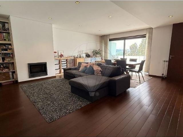 à venda Luxuoso apartamento de 146 m2, Maia, Portugal