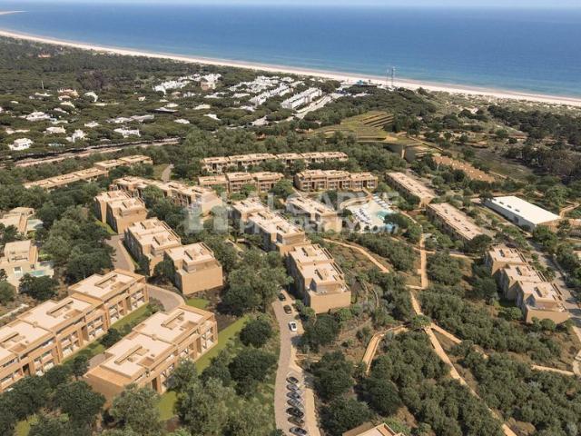 à venda Luxuoso apartamento de 148 m2, Altura, Faro