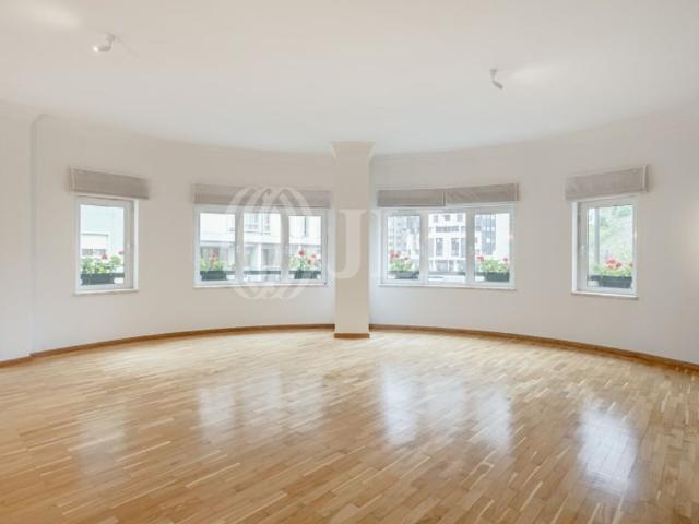 à venda Luxuoso apartamento de 148 m2, Areeiro Alto do Pina, Lisboa