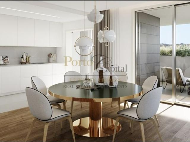 à venda Luxuoso apartamento de 141 m2, Maia, Portugal