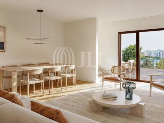à venda Luxuoso apartamento de 141 m2, Almada, Portugal