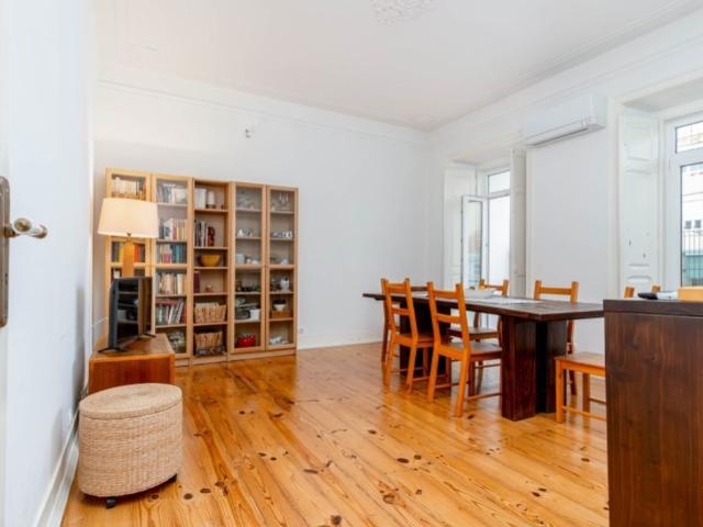 à venda Luxuoso apartamento de 141 m2, Bairro dos Actores, Lisboa
