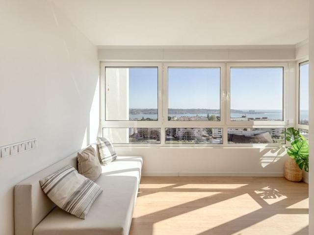 à venda Luxuoso apartamento de 143 m2, Belem Santa Maria de Belem, Lisboa