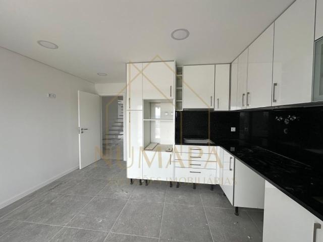 à venda Luxuoso apartamento de 143 m2, Seixal, Setúbal