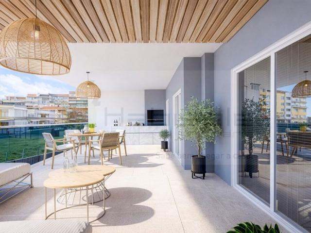 à venda Luxuoso apartamento de 156 m2, Centro Povoa de Santo Adriao, Odivelas, Lisboa