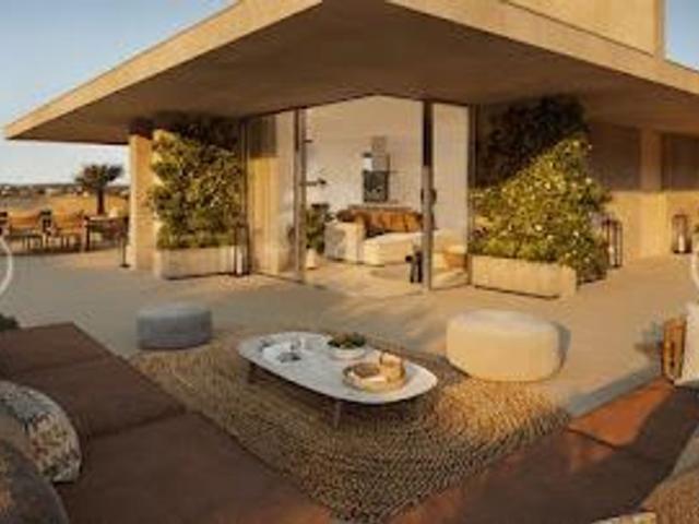 à venda Luxuoso apartamento de 158 m2, Quarteira, Portugal