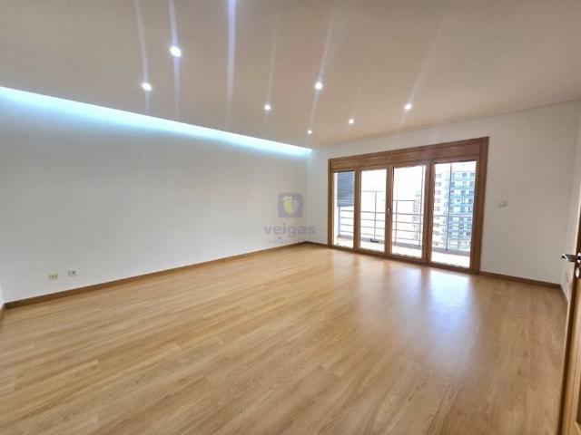 à venda Luxuoso apartamento de 150 m2, Odivelas, Portugal
