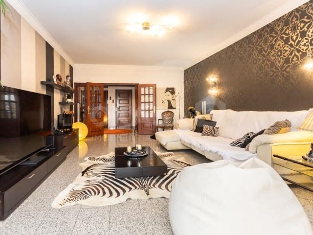 à venda Luxuoso apartamento de 168 m2, Bairro do Liceu, Setúbal