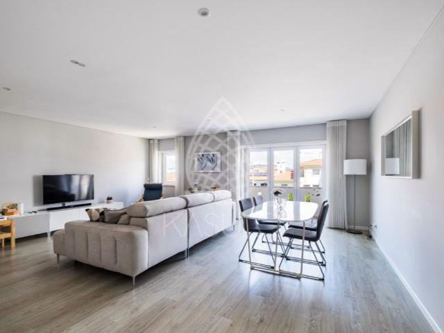 à venda Luxuoso apartamento de 181 m2, Cascais, Portugal