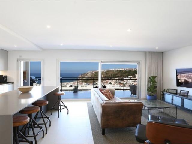 à venda Luxuoso apartamento de 229 m2, Alto do Moinho de Vento, Nazaré, Leiria