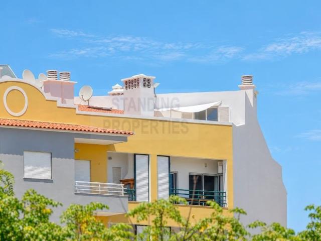 à venda Luxuoso apartamento de 221 m2, Quarteira, Loulé, Faro