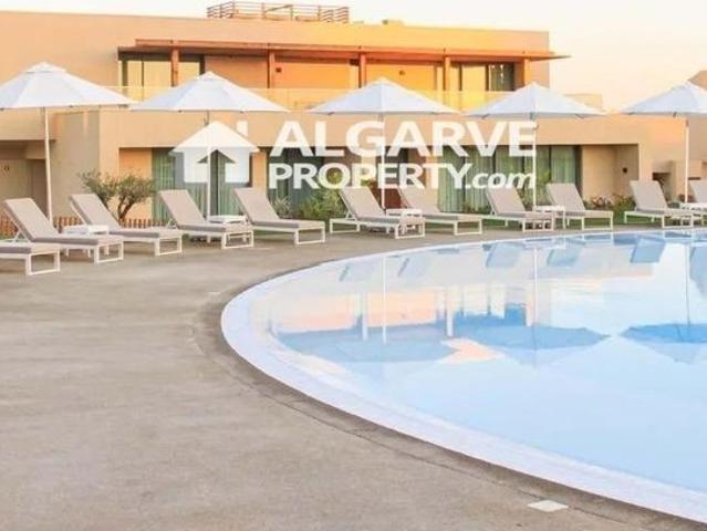 à venda Luxuoso apartamento de 236 m2, Porches, Faro