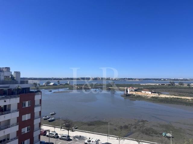 à venda Luxuoso apartamento de 230 m2, Barreiro, Setúbal